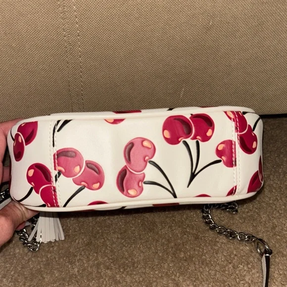 Coach Cherry Carmen Bag - Picture 3 of 7